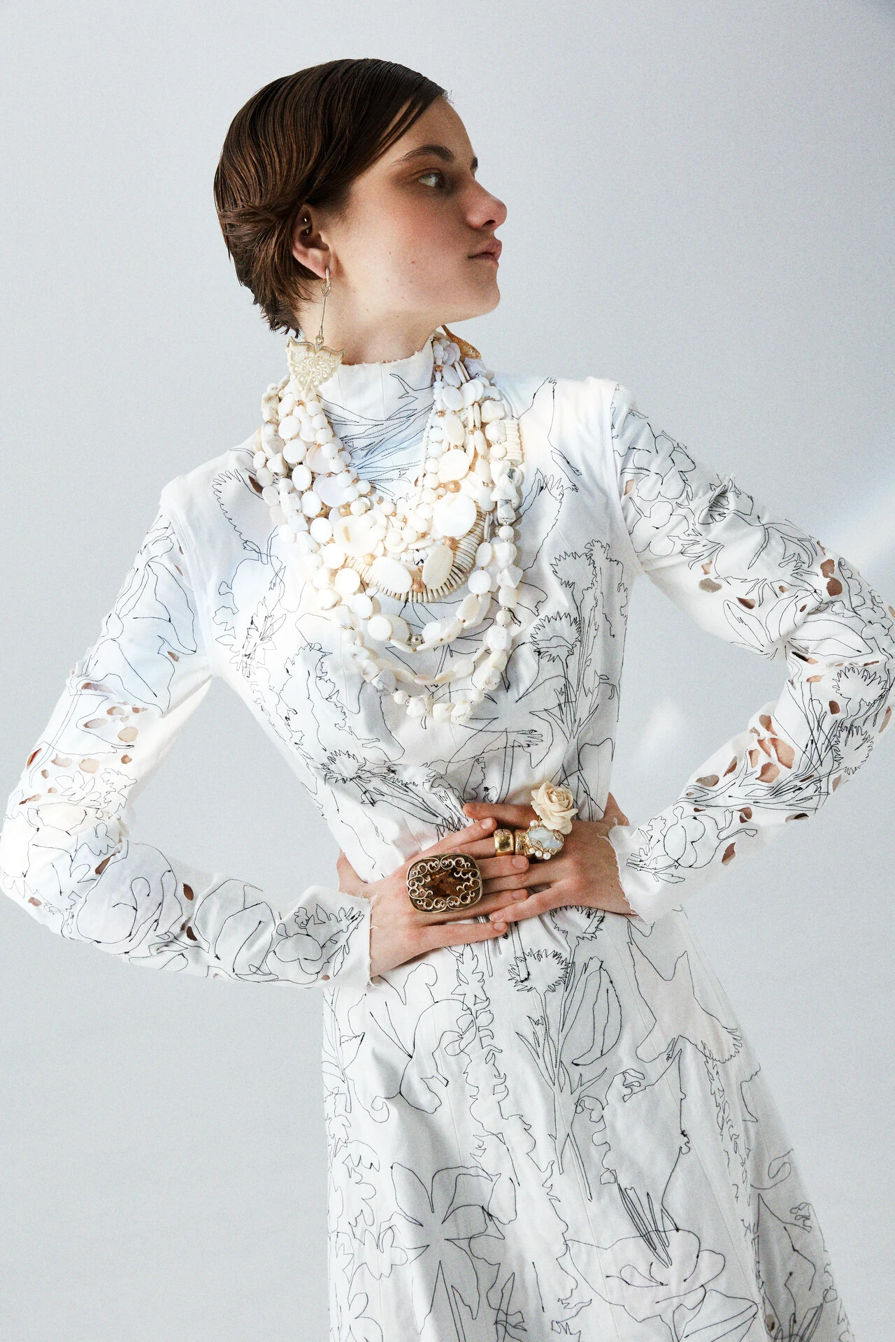 13 лет любви: ювелирные идеи для кружевной свадьбы — символ нежности и прочности