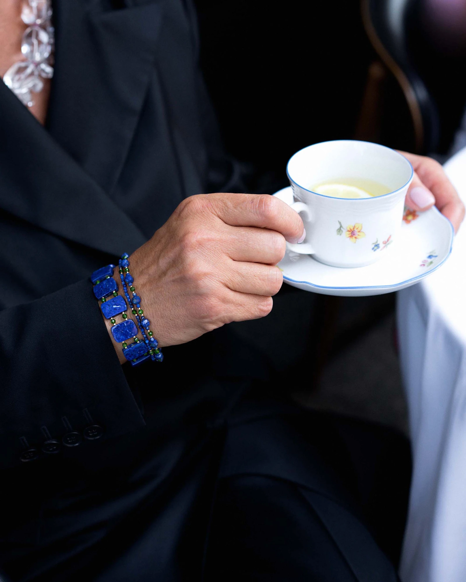 Лазурит: камень небесной глубины, мудрости и истины