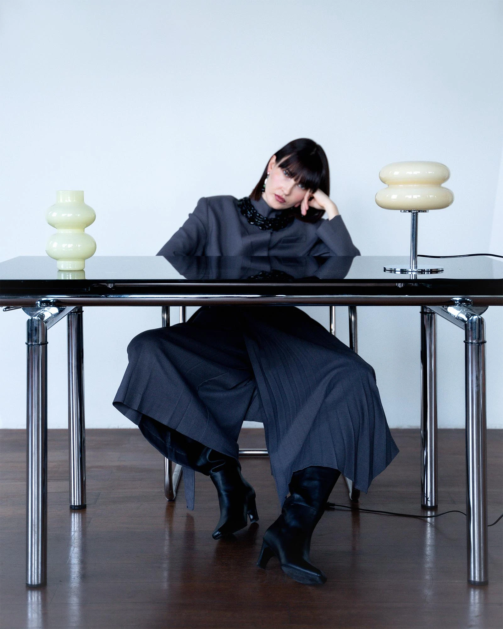 Украшения для офиса: элегантность, которая работает на стиль