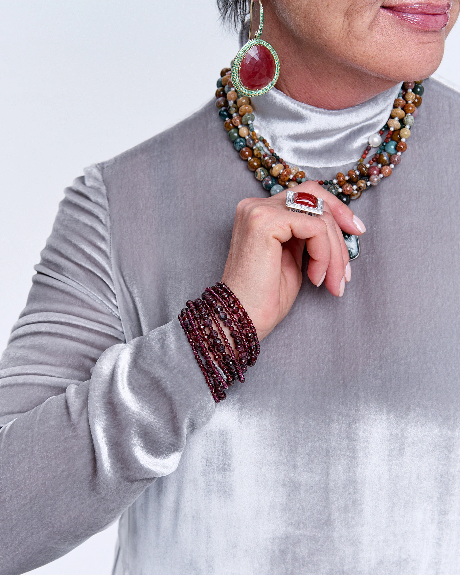 Камни с радиоактивными свойствами: что важно знать