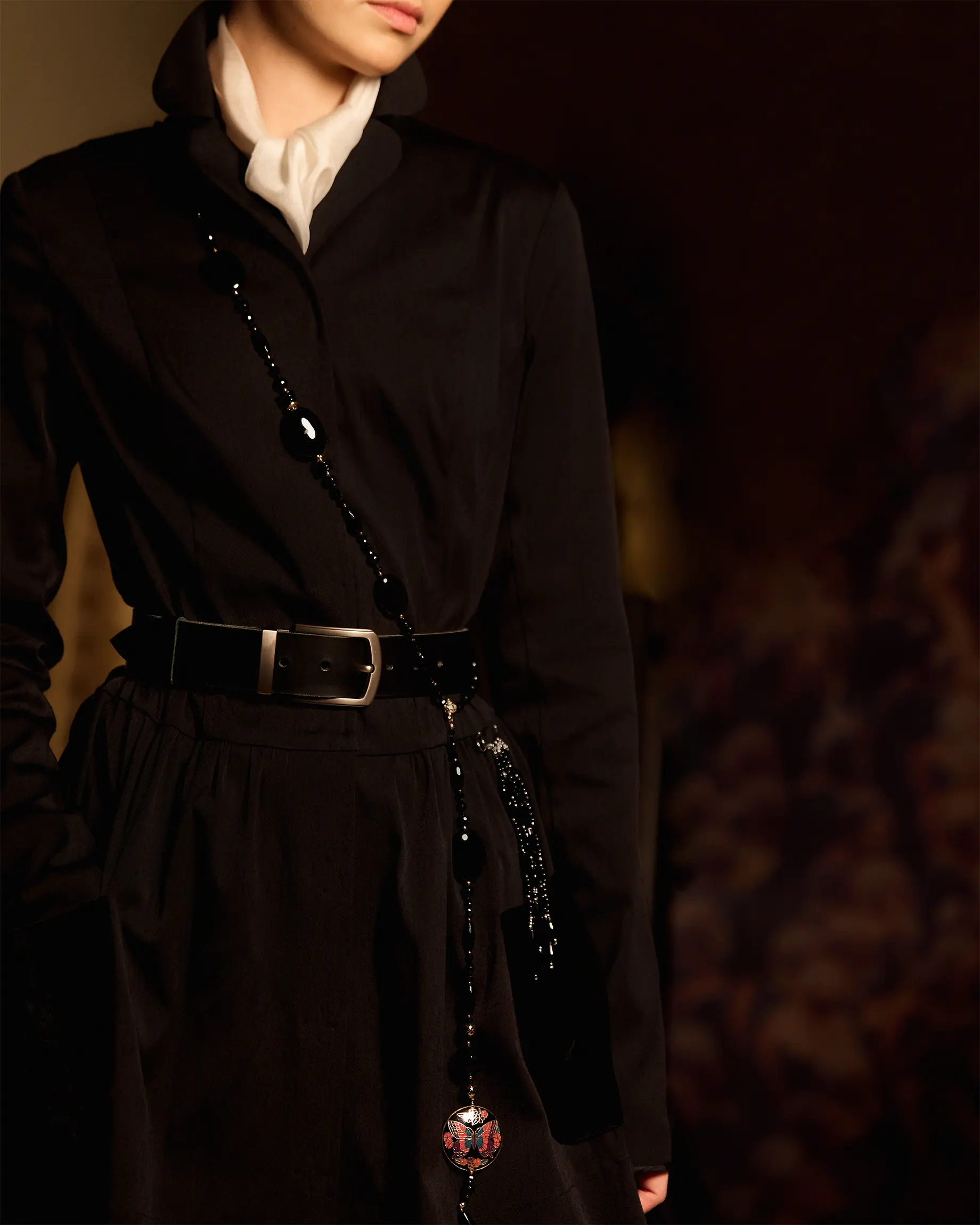 Бусы черный агат с эмалью черного цвета - 68 000 Бусы черный агат с эмалью - мастерская Надежды Бойко