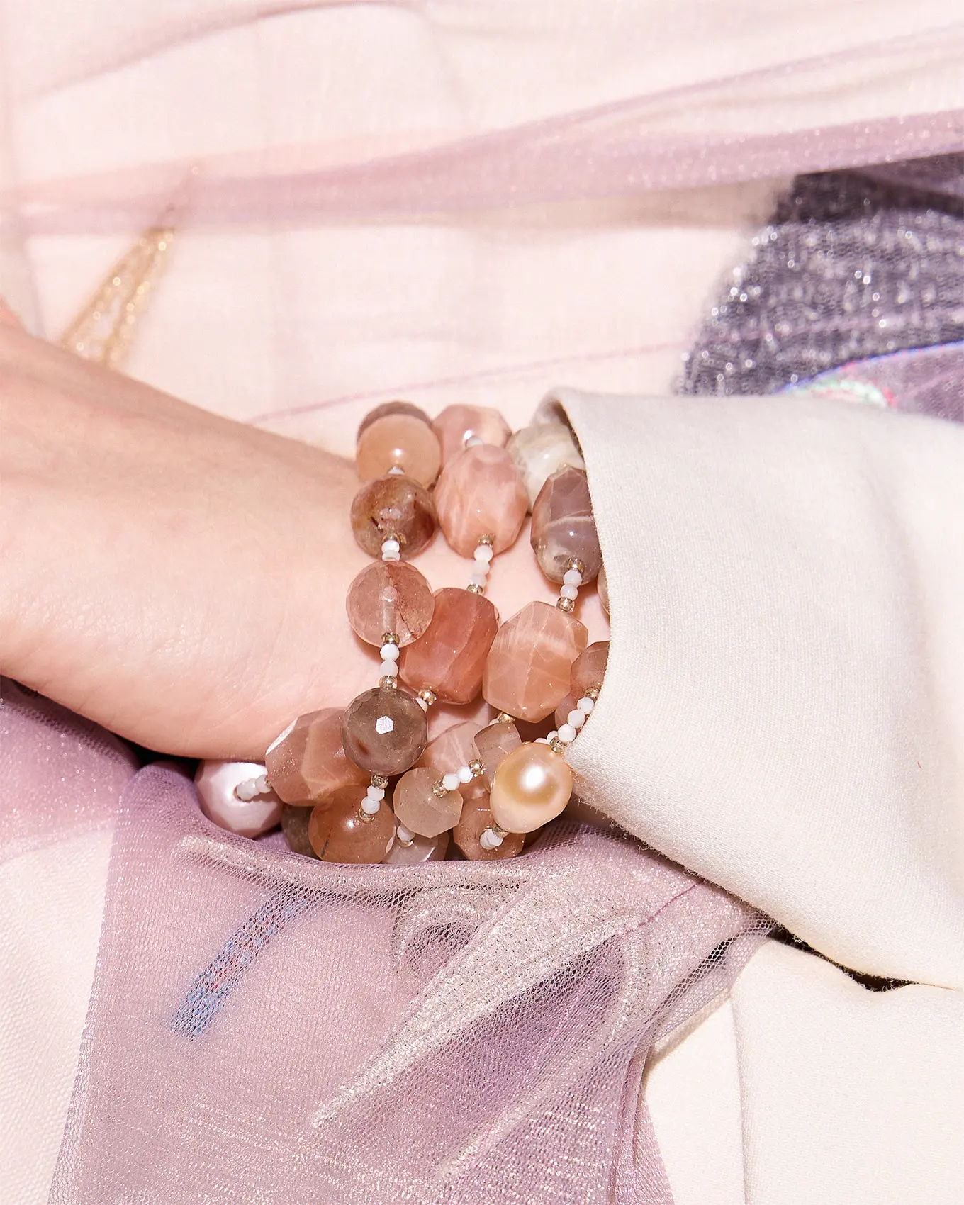 Браслет солнечный камень, жемчуг белого цвета - 45 000 Браслет солнечный камень, жемчуг - мастерская Надежды Бойко