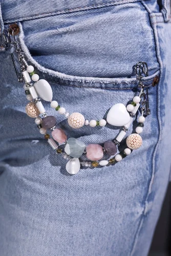 Ожеброшь из агата и перламутра белого цвета - 28 000 Ожеброшь из агата и перламутра - мастерская Надежды Бойко