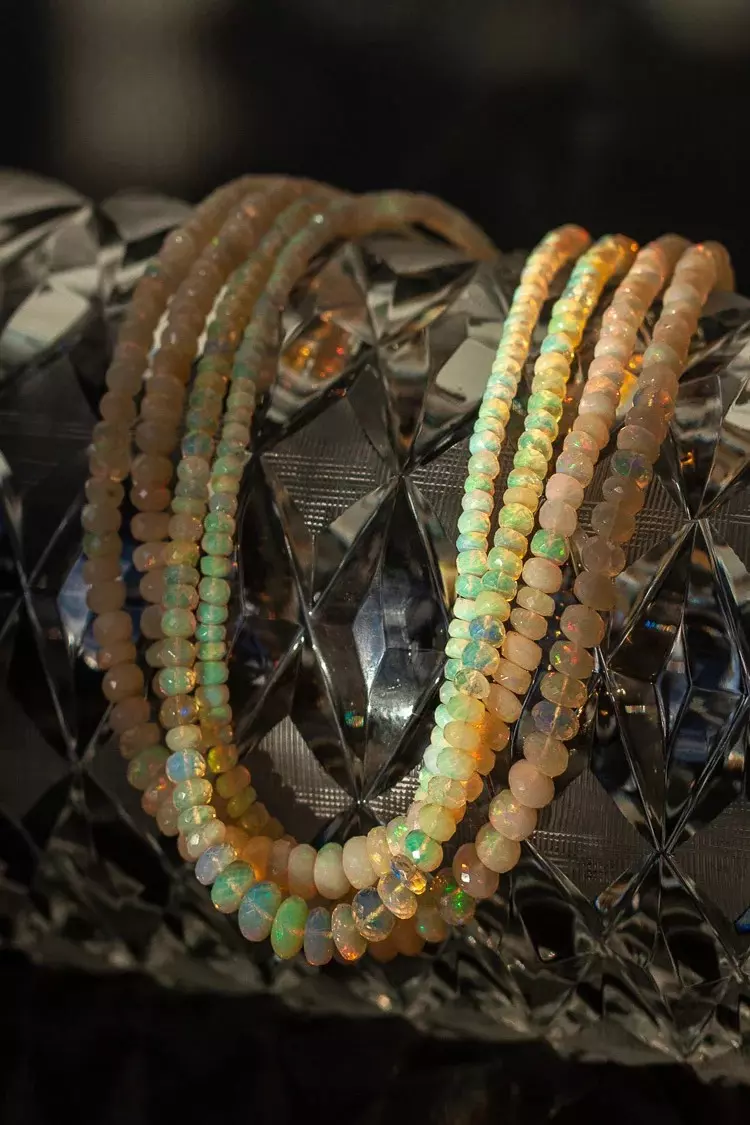 Как ухаживать за украшениями из опалов